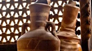 لن تتخيل فوائد شرب الماء في الفخار.. "فلتر طبيعي"