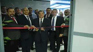رئيس جامعة قنا يفتتح قسم طب وجراحة العيون الجديد بالمستشفى الجامعى 