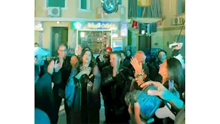 رقص ياسمين عبدالعزيز في عيد ميلادها بكواليس مسلسل "وننسى اللي كان" (صور وفيديو)