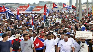 كوبا تنظم مظاهرات حاشدة لإدانة الهجمات الأمريكية على فنزويلا