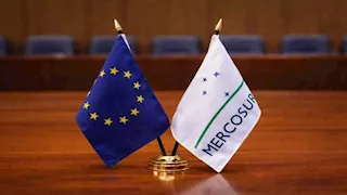 بعد 26 عامًا من المفاوضات.. الاتحاد الأوروبي وميركوسور يوقعان اتفاقية تجارة حرة