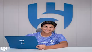 احتفلت على طريقة رونالدو..لاعبة الهلال السعودي تتوج بجائزة أفضل رياضية في  Joy Awards 2026