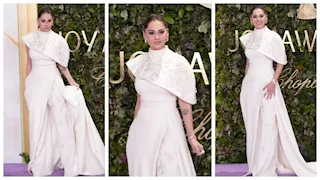 ياسمين رئيس تنشر صورًا من حفل Joy awards.. وزينة تعلق: "طول عمرك جميلة"