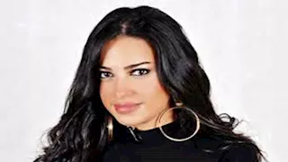 رقي وبساطة.. إلهام وجدي تخطف الأنظار بإطلالتها