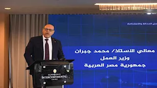 وزير العمل: القانون الجديد أرسى مبادئ العدالة وتكافؤ الفرص والحوار الاجتماعي