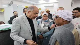 محافظ المنيا: مكتبنا مفتوح للجميع ورضا المواطن معيار نجاح (صور)