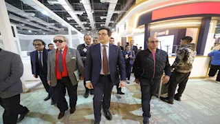 وزير الثقافة يتفقد اللمسات النهائية لمعرض القاهرة الدولي للكتاب الـ57