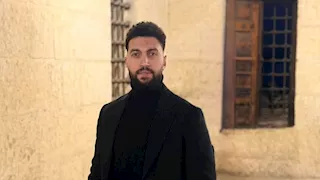 الشاعر عمرو المصري يعلن وفاة والده