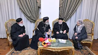 البابا تواضروس الثاني يلتقي القمص تادرس يعقوب