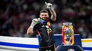 أفضل 13 حارس مرمى في العالم 