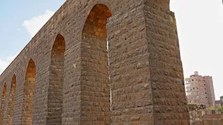 السياحة ترد على الشائعات بشأن أعمال ترميم سور مجرى العيون