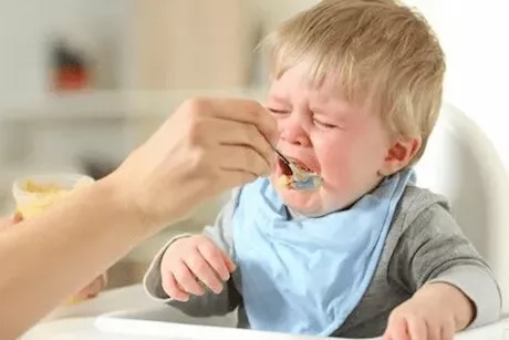 طبيبة: هذه العادات تحسن من شهية الأطفال