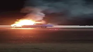  "الحقونا بطفاية".. حريق يلتهم سيارة قرب كارتة الخطاطبة في المنوفية- صور