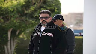 الصور الأولى من جنازة والدة الفنان نضال الشافعي