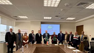 المصرية لنقل الكهرباء توقع عقدًا جديدًا مع كابلات مصر لتأمين الشبكة القومية وخطة صيف 2026