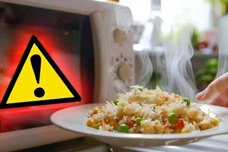 "تسمم غذائي في هذه الحالة".. ماذا يحدث عند إعادة تسخين الطعام؟