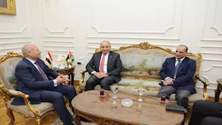 محافظ القاهرة وسفير الأردن يبحثان تفعيل بنود اتفاقية الصداقة