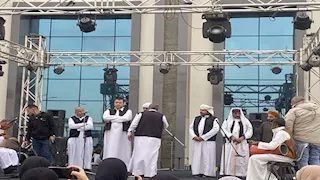 من التراث إلى البهجة.. الزي البدوي يتصدر مشاهد الاحتفال بمعرض الكتاب