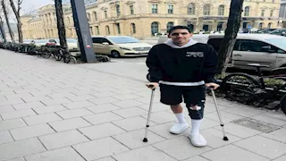 بعد جراحة الصليبي.. محمد حمدي يغادر ألمانيا ويعود إلى القاهرة