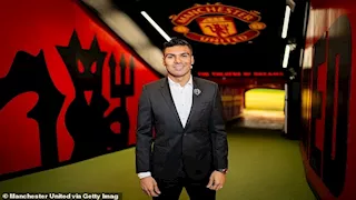 لاستبداله بـ4 لاعبين.. مانشستر يونايتد يعلن رحيل كاسيميرو 