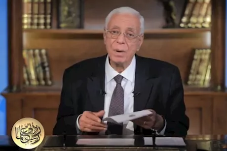 هل ارتجاع المرئ يسبب الحموضة؟.. موافي يجيب