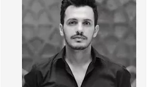 الموزع أحمد إبراهيم يعلن وفاة والده 