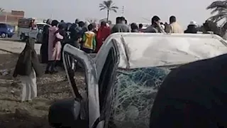 "الفرحة ما كملتش".. 7 مصابين في انقلاب سيارة خلال زفة عروس بالإسماعيلية