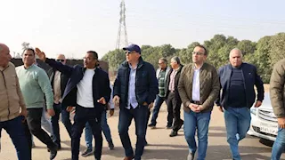 بالصور.. وزير الري يتفقد ترعة بورسعيد ومحطات الرفع بالإسماعيلية