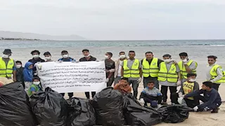 بالصور- نويبع تطلق حملة نظافة موسعة للشواطئ العامة