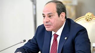 السيسي: لم نقبض على أحد قبل 3 يوليو.. وماحدش يقدر يقرب لمصر غير بالمكتوب
