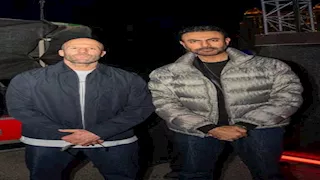 بالصور- جيسون ستاثام يرقص مع تيريس جيبسون في قطر