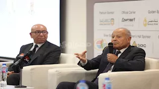 شخصيات سياسية وثقافية تشارك في حوار مفتوح مع أبو الغيط بمعرض الكتاب -(صور)