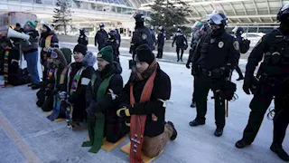 حملة ترمب ضد المهاجرين تطال بالاعتقال رجال دين أمريكيين