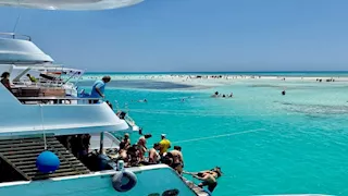 قبلة العالم في الشتاء.. شرم الشيخ "كامل العدد" في إجازة نصف العام