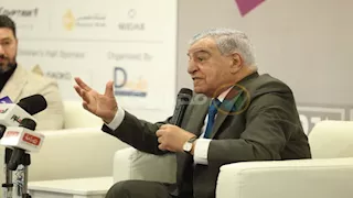 زاهي حواس: "طردت بيونسيه من الهرم.. وكاتي بيري واخدة قلم في نفسها"