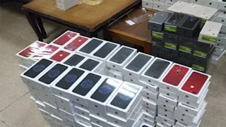 ليه المحمول في مصر أغلى من بره رغم الإمتيازات الممنوحة للمصنعين؟.. الجمارك توضح