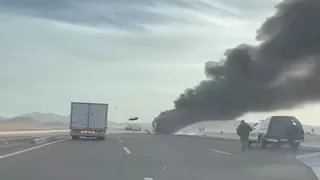 بالصور- حريق هائل في أتوبيس سياحي بشرم الشيخ