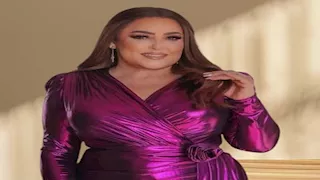 سحر اللون الوردي.. هكذا نسقت نهال عنبر إطلالتها؟