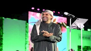 حسين الجسمي يحيي حفلا في حديقة متحف اللوفر بـ أبوظبي