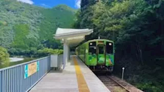 دون خدمات أو موظفين.. قصة محطة القطار الأكثر عزلة في العالم (صور)