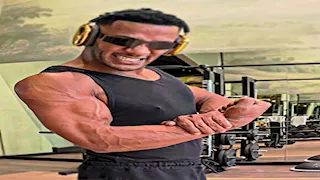 قرار من الاقتصادية بشأن محمد رمضان في اتهامه بسب إعلامي شهير