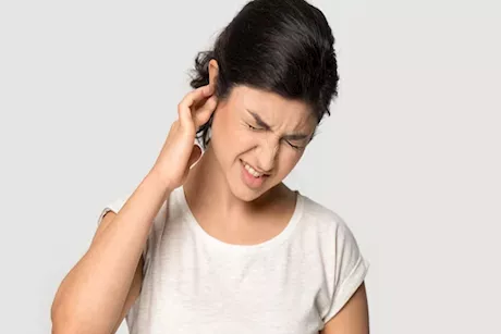 سماعات الأذن.. قائمة بالأضرار الجسيمة عند استخدامها بإفراط