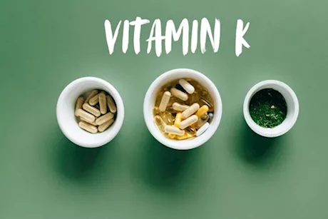 بديل فيتامين ك- 8 أطعمة لعلاج نقصه بدون مكملات