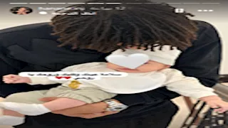 زوجة النني الثانية تنشر صورة له مع ابنه وتعلق