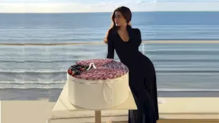 يارا السكري بإطلالة صيفية على البحر.. هذا ما تمنته في بداية العام الجديد