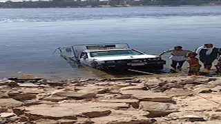 العناية الإلهية تنقذ 4 طلاب بعد سقوط سيارتهم في ترعة المريوطية