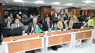 محافظ الجيزة يتابع أعمال غلق لجان جولة الإعادة في اليوم الأول لانتخابات النواب 