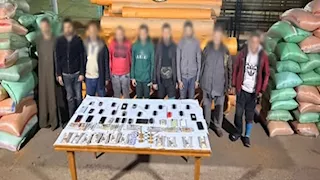 ضبط عصابة بقنا تسرق مواسير الغاز وتحولها لحبيبات بلاستيكية