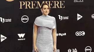 فستان بـ 180 ألف جنيه. أمينة خليل تتألق في حفل المتحدة لمسلسلات رمضان 2026 