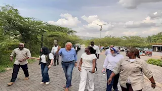 وزير الري المصري ووزيرة البيئة الرواندية يتفقدان محمية نيانديونغو بالعاصمة كيجالي